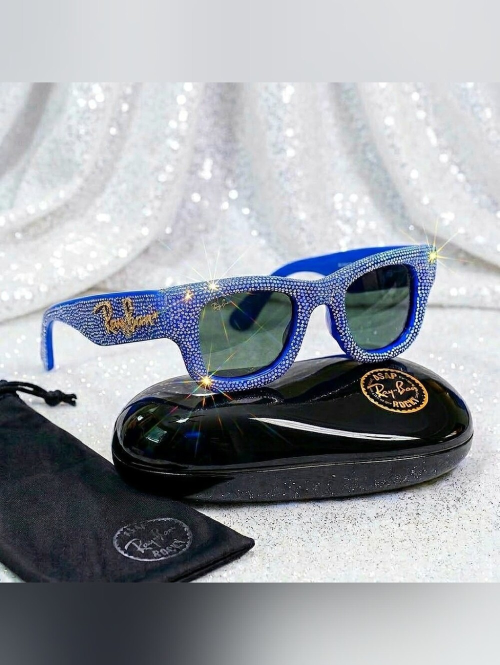 Ray-Ban Wayfarer Puffer Swarovski Crystal Pavé Edition sunglasses in blue